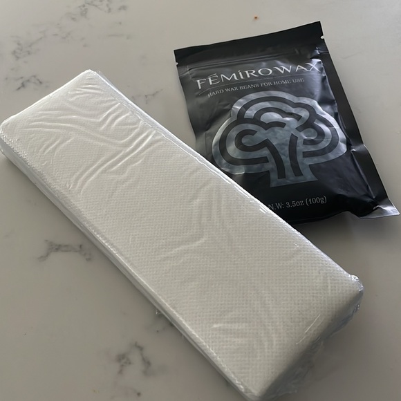 Hard wax beans and waxing strips bundle - Picture 4 of 4